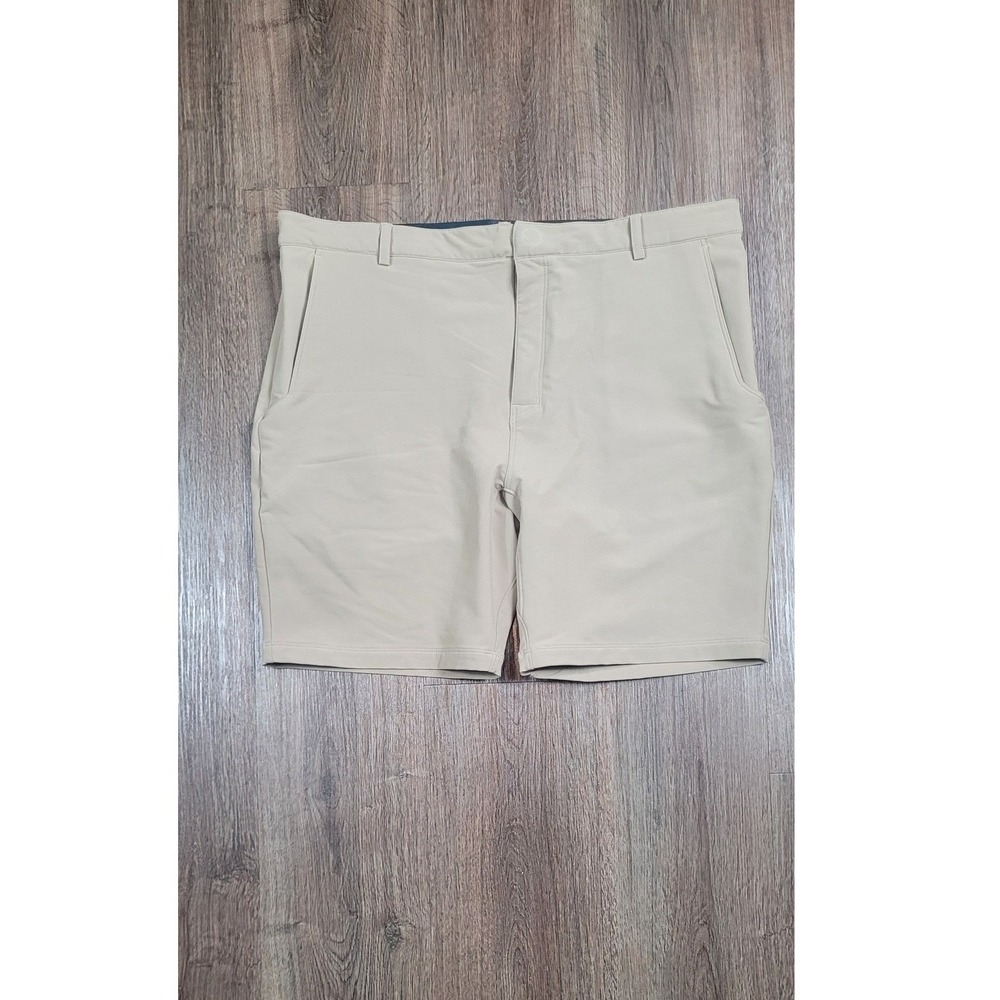 TEREN Traveler Adventure Shorts Mens 36x7 Khaki Stretch Outdoor Performance